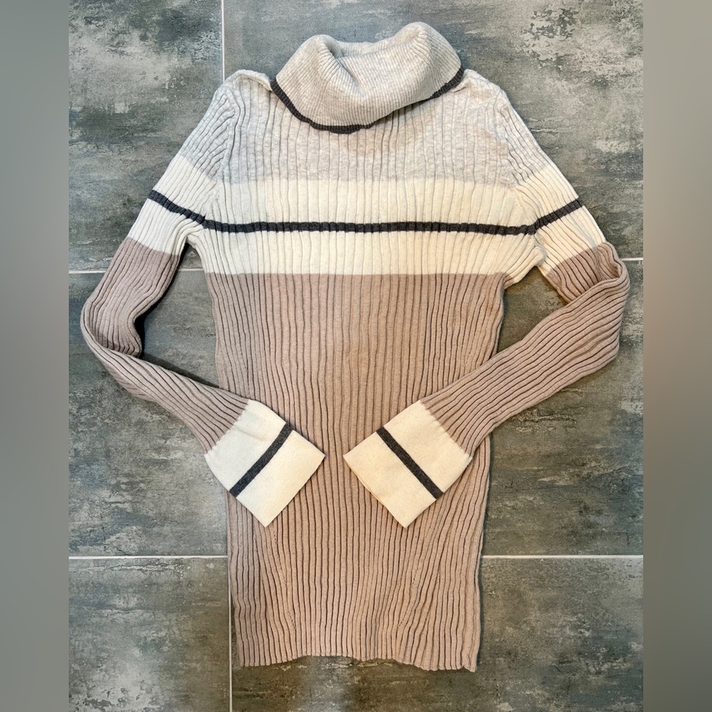 Ost Long Sleeve Ribbed Turtleneck